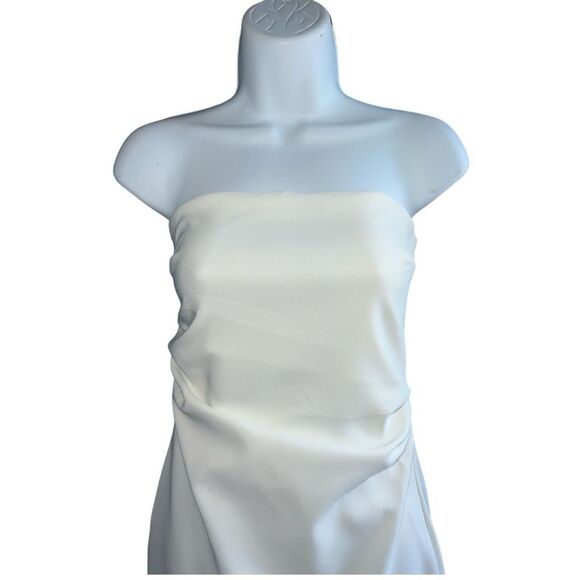 ZARA Elegant Strapless Off White Midi Dress Slightly Wrap style Size M. - Picture 2 of 7